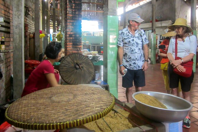 2-Day Mekong Delta Tour with Homestay - Day 2: Cai Rang Floating Market by motor boat