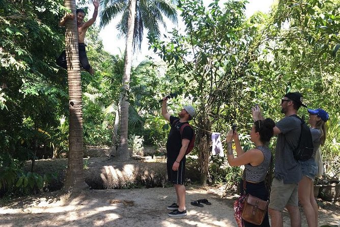 Authentic 'Non-Touristy' Mekong Delta Ben Tre 1 Day Private Tour - Lunch at a local home riverside: what to expect (and how to prep)