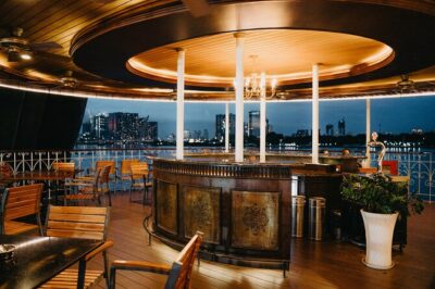 Ben Thanh Princess: Luxury Dinner Cruise on Saigon River - How the ship layout helps you enjoy dinner and photos