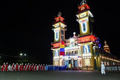 Black Virgin Peak, Cu Chi Tunnels & Cao Dai Temple - Private Tour - Cu Chi Tunnels: film first, then underground rooms, plus tapioca and a firing range option