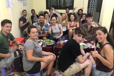 City explore combined with Food taste, Private tour on motorbike - Ba Thien Hau Temple: A Photo Stop With Real Cultural Meaning (About 30 Minutes)