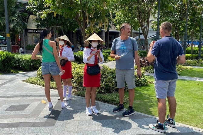 City Sightseeing Saigon Bus Tour - Blue Route: A Different Saigon Mood from Pham Ngu Lao to Pagodas and Markets