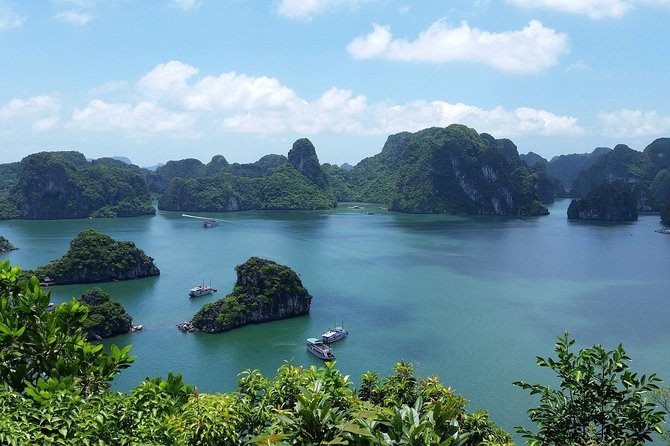 Classic Vietnam In 11 Days - Departure from Ho Chi Minh - Day 6: Hue transfer via Hai Van Pass scenic drive