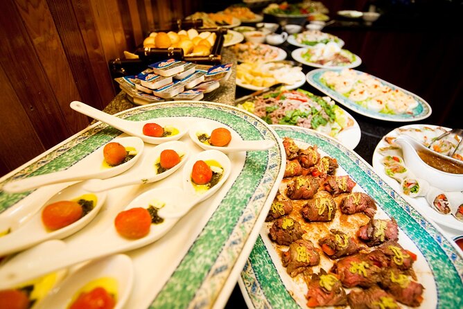 Cruise Dinner On Saigon River - On Board Dinner: Vietnamese Food, Buffet-Style Flow, and Drinks