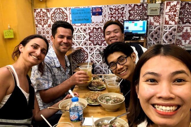 Cu Chi Tunnels Ben Duoc, Cao Dai Temple & Black Virgin Mountain - How to Make the Most of This One-Day Combo