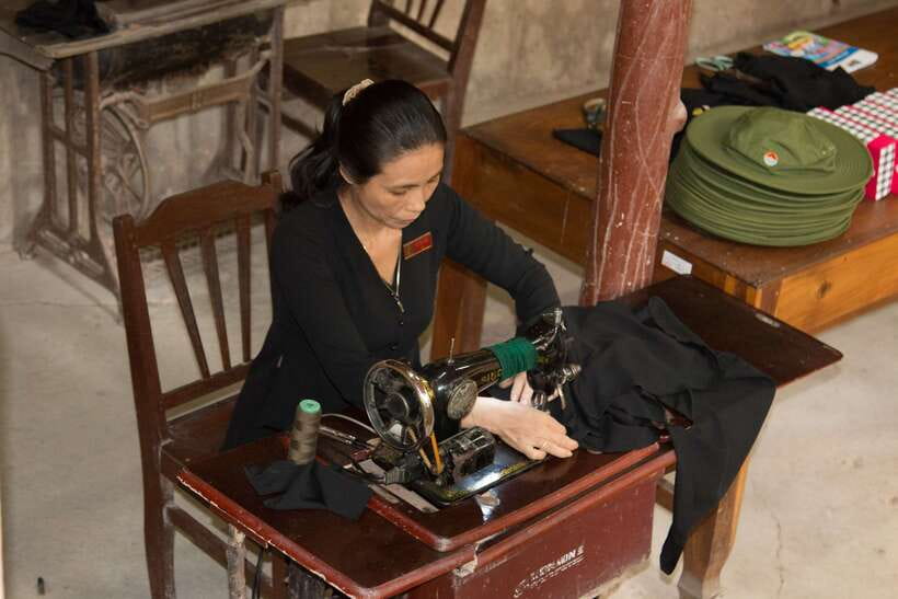 Cu Chi Tunnels Half-Day: Big Group Vietnam War Experience - Who should book—and who should skip this Cu Chi day
