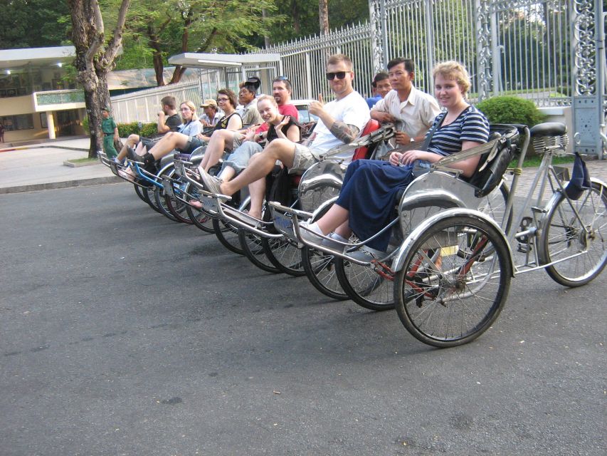 Customized Ho Chi Minh City Experience on Cyclo with Driver - Photos at your pace: how the cyclo helps you shoot better