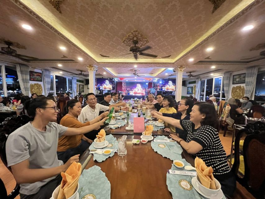 Deluxe Dining Cruise by DeluxeGroupTours - Should You Book the Deluxe Dining Cruise?