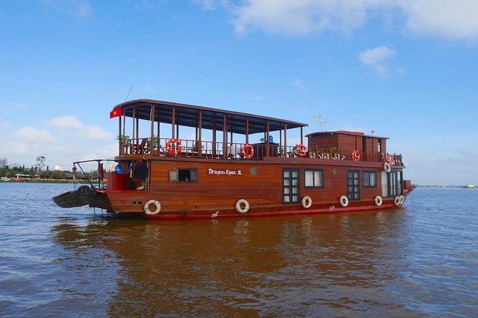 Dragon Eyes Mekong Delta Cruise 2Days 1 Night - Mekong River Day One: panorama cruise, lunch, and real river time