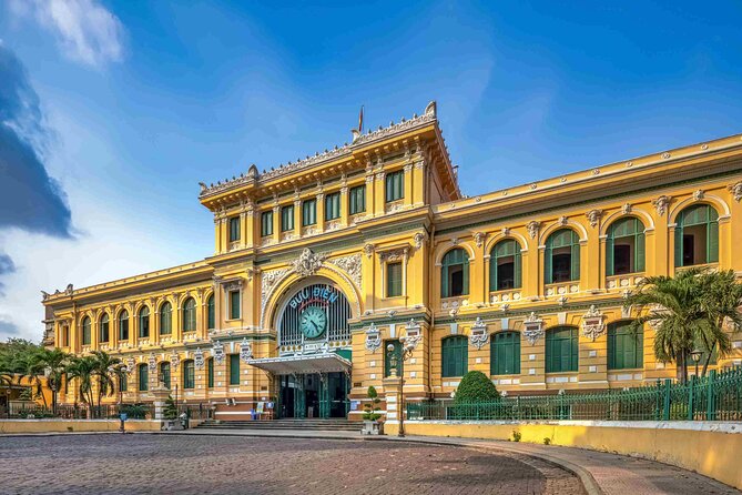 Essential Saigon Walking Tour: All Must-see - Notre-Dame Cathedral Basilica, Central Post Office, and the Opera House