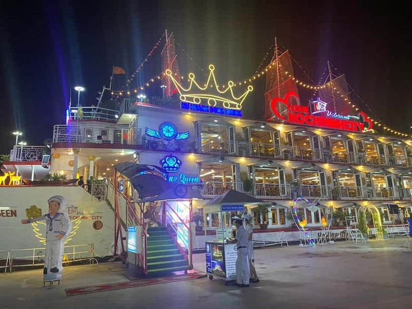 Experience Dinner On Luxury Cruise Along Saigon River - The Saigon River Skyline: Seeing the City From a Different Angle