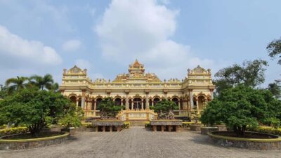 Explore Cu Chi Tunnels or Mekong Delta, or Both - Ben Dinh Cu Chi Tunnels: what you’ll see and why it matters