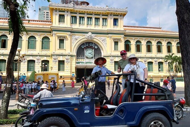 Explore HCMC by US Army Jeep: History & Food - Key highlights