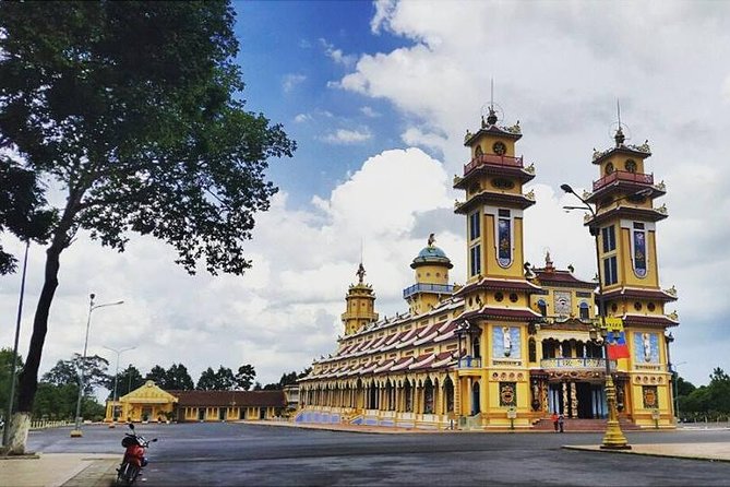 Explore Truly Local Culture at Cao Dai Holy See - Private Daytour - Tay Ninh: the quickest way to feel a different Vietnam