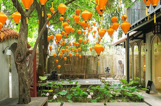 [Free E-sim] Half day Instagram Cafe Tour in Ho Chi Minh - Stop 2: Cộng Coffee—egg coffee and guided coffee culture