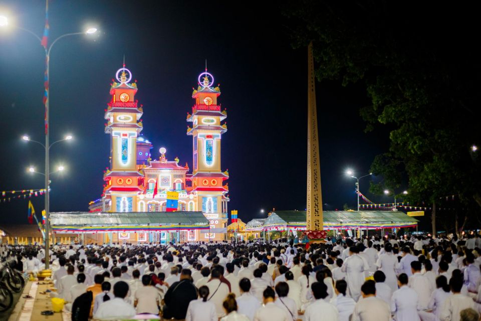 From Ho Chi Minh: Black Virgin Mount And Cao Dai Holy Mass - Temples and pagodas on the Black Virgin Mountain route