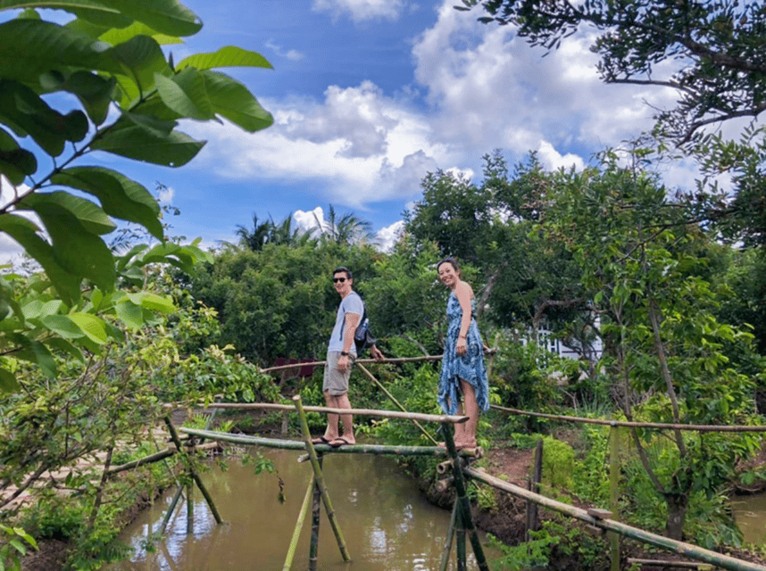 From Ho Chi Minh City: Visit Mekong Delta & Ben Tre In 1 Day - Vinh Trang Pagoda in My Tho: Giant Buddha and Asia-Plus-West Influences