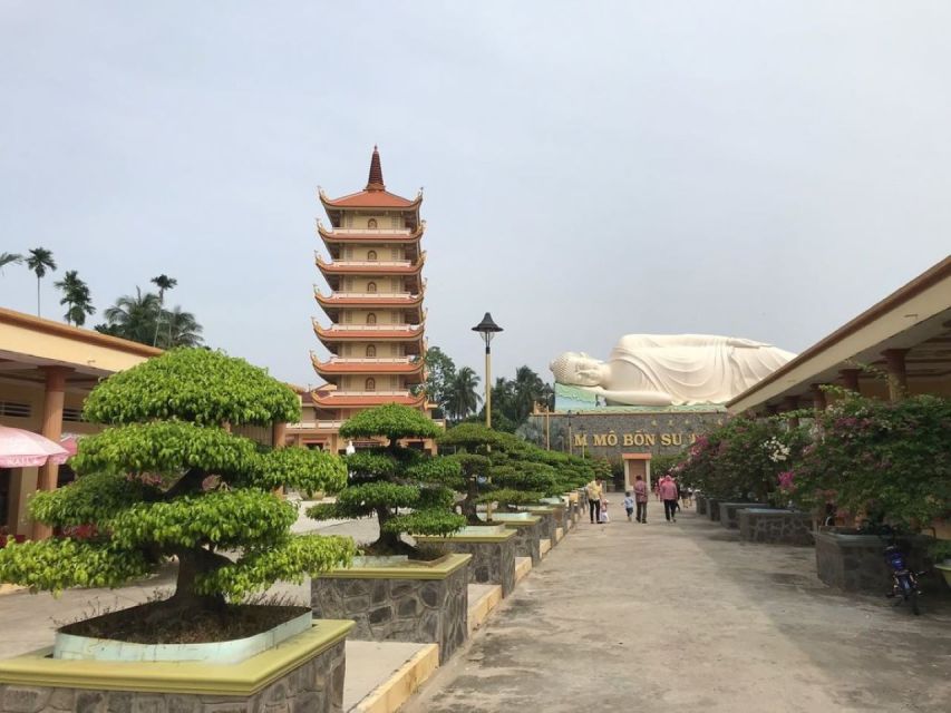 From Ho Chi Minh: Classic Mekong - My Tho, Ben Tre Full Trip - Tuk-tuk village loop and lunch: the comfort breaks that make the day work