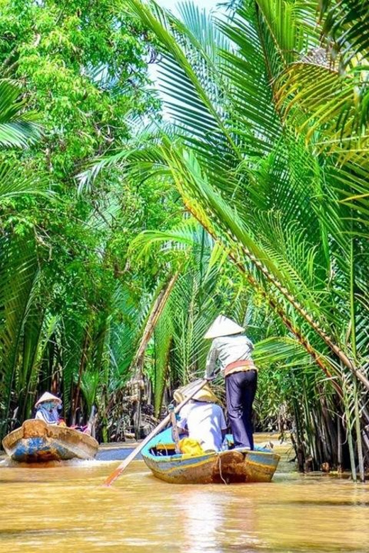From Ho Chi Minh: Cu Chi Tunnels & Mekong Delta Full Day - The 8-Dish Lunch: What “Local Hometown Flavors” Means Here