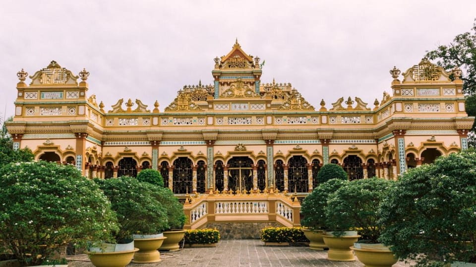 From Ho Chi Minh: Delta Full-Day Tour - Lunch at midday: set menu 6 dishes, vegan option, and a small caution