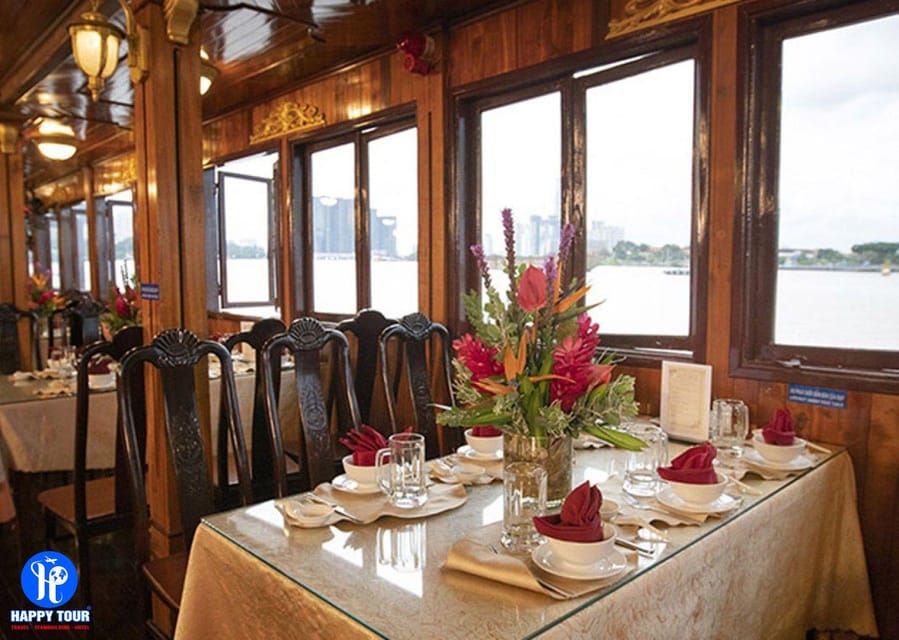 From Ho Chi Minh: Private Dinner Cruise on Saigon River Tour - Service From Pickup to Refills: What the Saigon Princess Crew Does Well