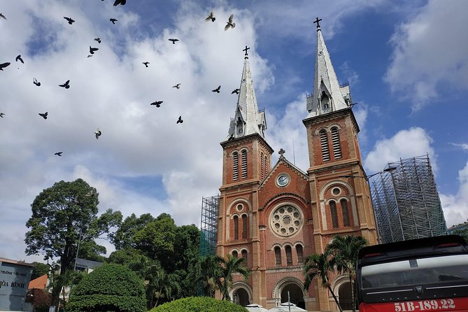 Full-Day Cu Chi Tunnels with Ho Chi Minh City Tour - Chợ Lớn and Chinatown (Quận 5): shopping without killing the day