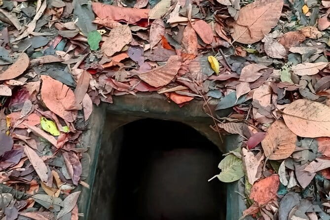 Half Day Ben Duoc Tunnels Tour Ho Chi Minh City - The open-air museum stop: aircraft, tanks, bombs, and weapon history