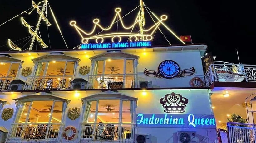 HCM: Night Experience Dinner Cruise on Saigon River - Optional Scooter Tour: Add More Landmarks (and More Energy)