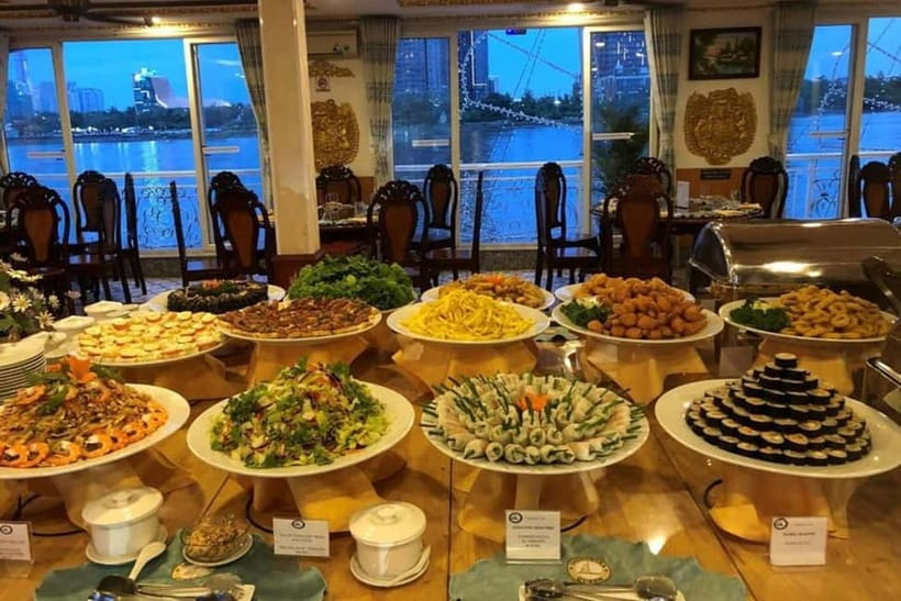 HCM: Night Experience Dinner Cruise on Saigon River - Small Comfort Notes That Matter