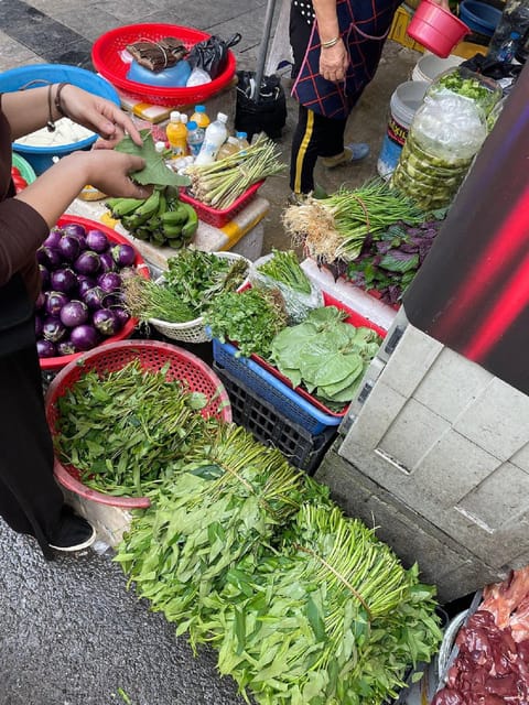 HCMc:Vietnamese Cooking Class with Local market tour & Meal - Should you book HCMc: Vietnamese Cooking Class with Local Market Tour & Meal?