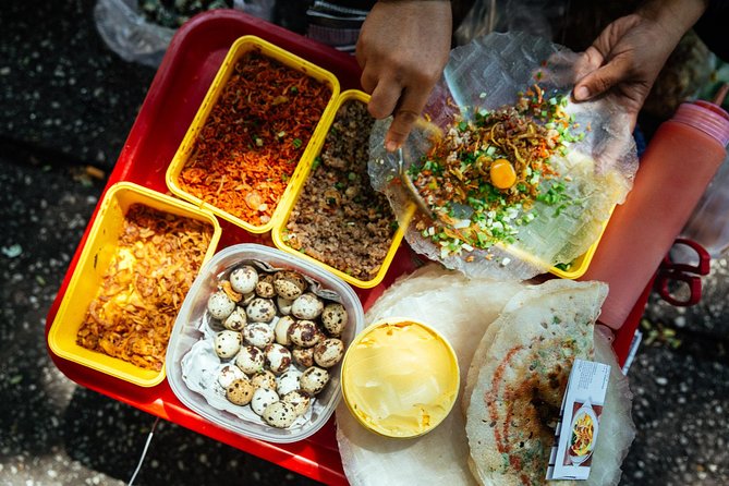 Highlights & Hidden Gems With Locals: Best of Ho Chi Minh City Private Tour - Getting Oriented Fast: A 3-Hour Private Saigon Walk