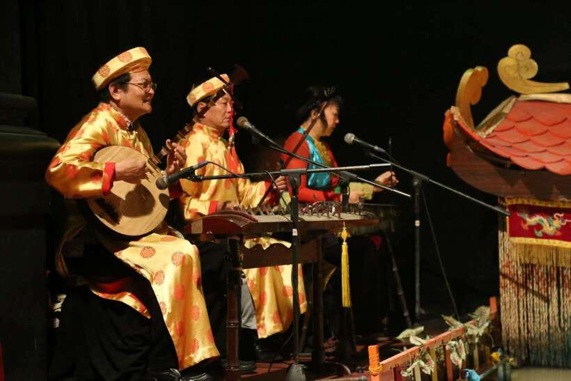 Ho Chi Minh: Authentic Vietnamese Dinner & Water Puppet Show - Who should book this dinner + water puppet evening