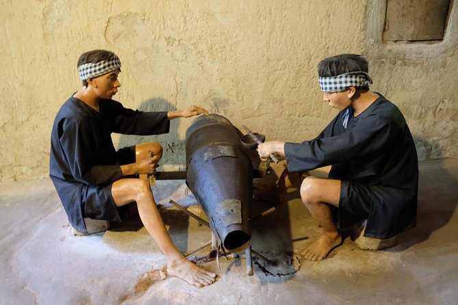 Ho Chi Minh: Best Seller of Cu Chi Tunnel & Mekong Delta Cruise - A One-Day Combo That Actually Fits: Tunnels and the Mekong Delta