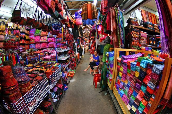 Ho Chi Minh City: Chinatown Hidden Treasures – Free Walking Tour - Hao Sy Phuong Alley: A Century-Plus of Chinatown Everyday Life