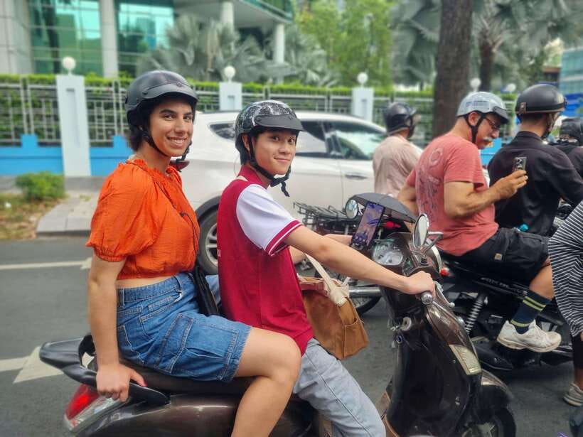Ho Chi Minh City: Food Tastings & Sightseeings On Scooter - District 4 street-food tasting: where the neighborhood energy starts