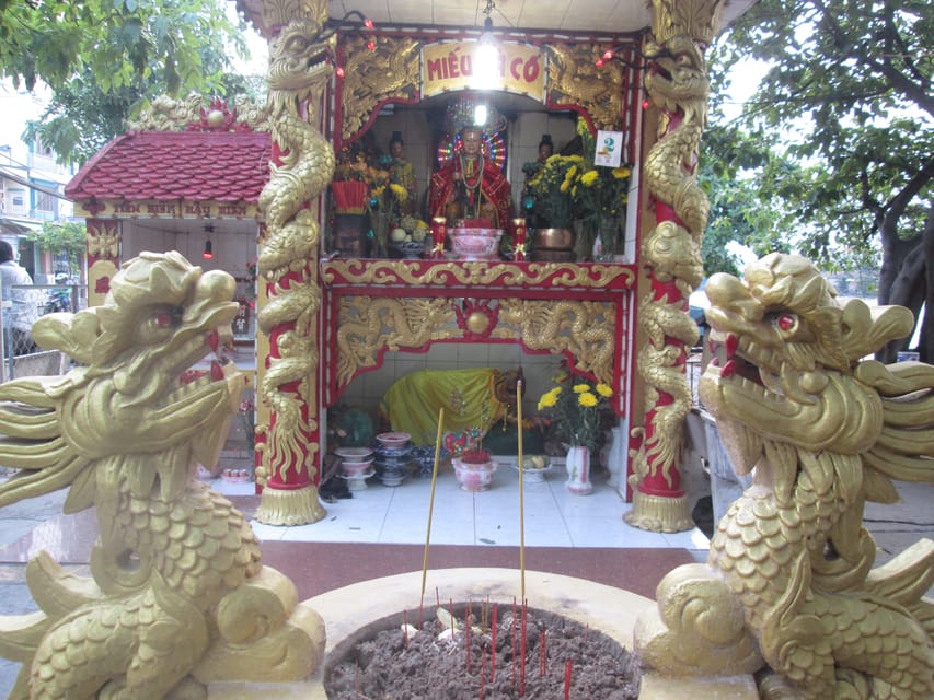 Ho Chi Minh City: Ghost, Belief & Culture Tour on Motorbike - Thich Quang Đức Monument: When Belief Meets History