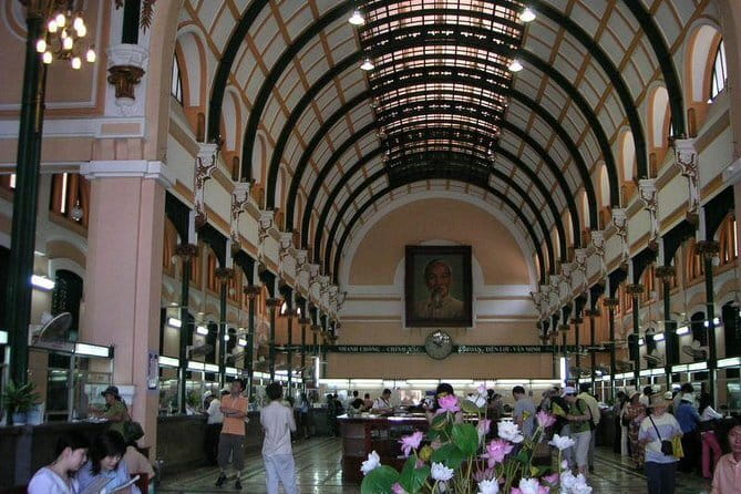 Ho Chi Minh City Half-day Jeep Tour - Lunch at Cơm Tấm Đỗ Phủ: The Best Kind of Bonus