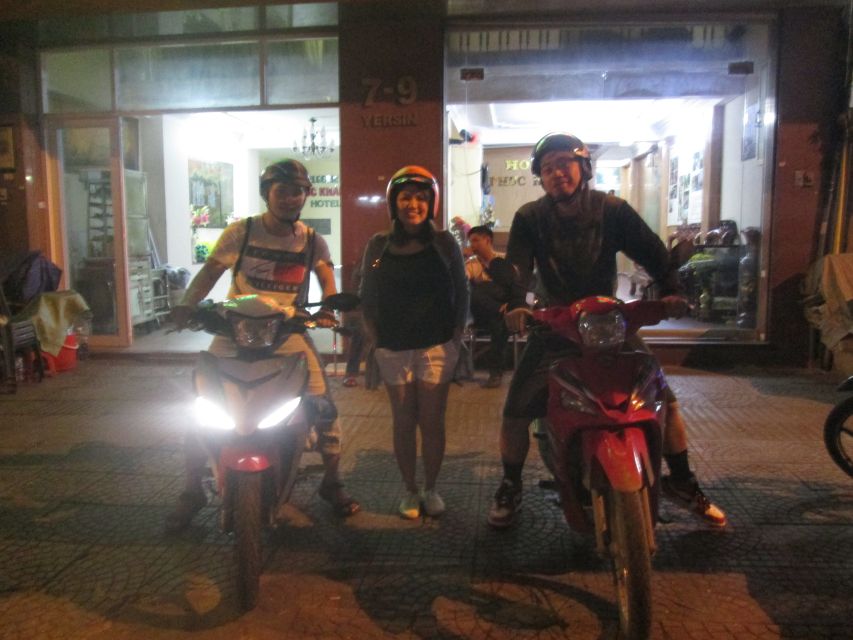 Ho Chi Minh City: Midnight Motorbike Tour - Chợ Lớn at midnight: floating fruits and a haunted-building stop