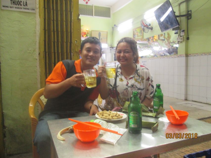 Ho Chi Minh City: Midnight Motorbike Tour - Flower market and the Thích Quảng Đức Monument: a calmer pause