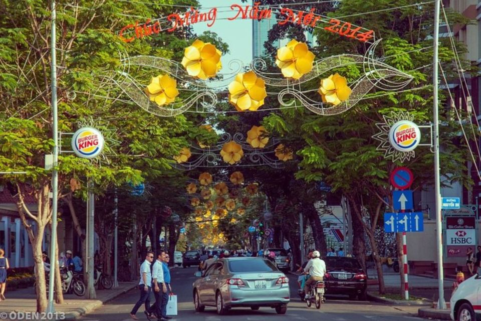 Ho Chi Minh City: Private custom tour with a local guide - Guide Languages and the Comfort Factor