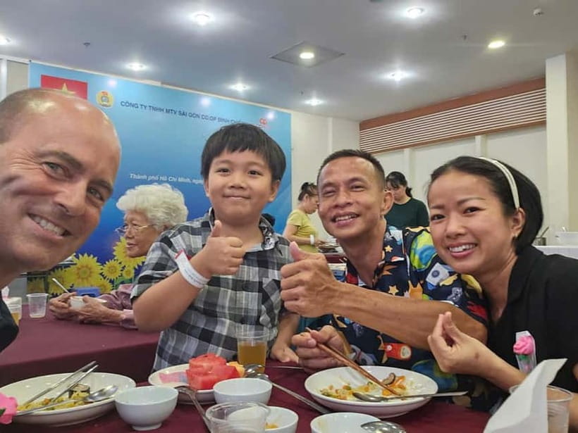 Ho Chi Minh City: Private Walking Tour with a Guide - Hindu Temple to Ben Thanh Market: see commerce up close