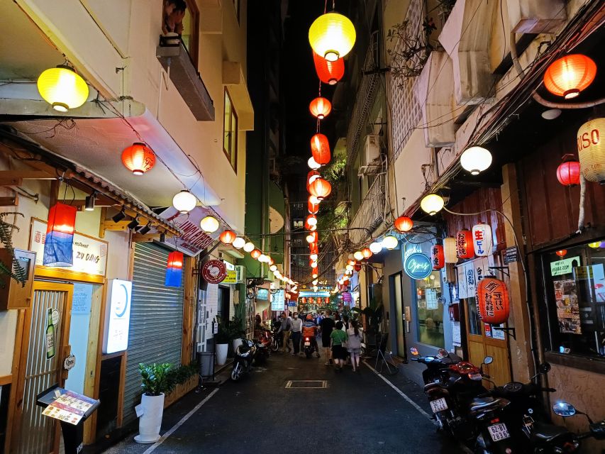 Ho Chi Minh City (Saigon): Private Tour with a Local Guide - Guide style: local perspective, clear explanations, and a human touch