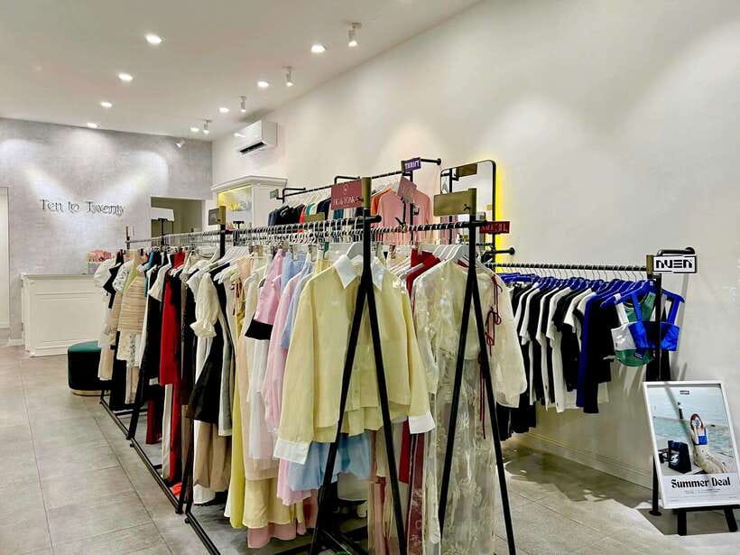 Ho Chi Minh City: Shopping Tour with Local Guide - Saigon Square 1: trendy fashion and travel essentials, without the guesswork