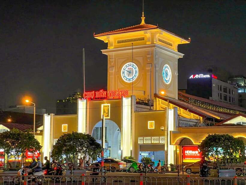 Ho Chi Minh City: Shopping Tour with Local Guide - What you should bring (and why it affects your enjoyment)