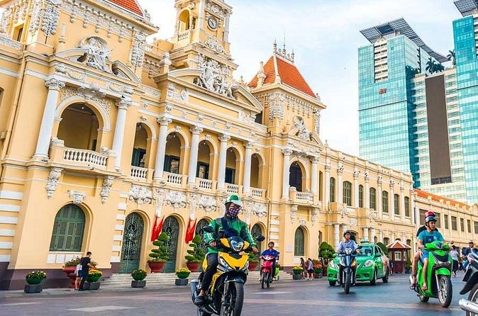 Ho Chi Minh City Shore Excursion: Private City Tour Including Cyclo Ride - Lunch at a local restaurant: what you should know before you order