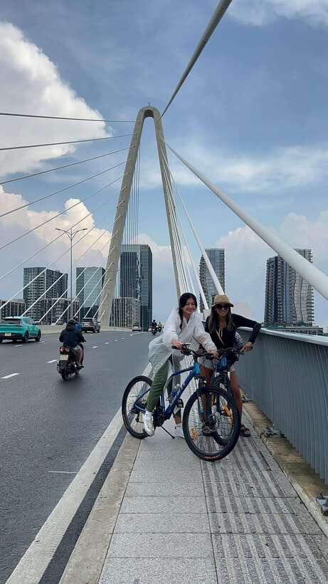 Ho Chi Minh City Sightseeing Cycling Private Tour By Bicycle - Why cycling Saigon beats sitting in a car