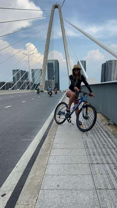 Ho Chi Minh City Sightseeing Cycling Private Tour By Bicycle - Food in VIP style: hotpot, BBQ, or seafood buffet