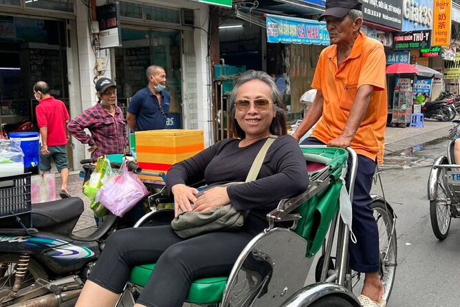 Ho Chi Minh City Sightseeing Panoramic Cyclo Private Tour - Riding Along the Saigon River: A Simple Scene Change That Helps