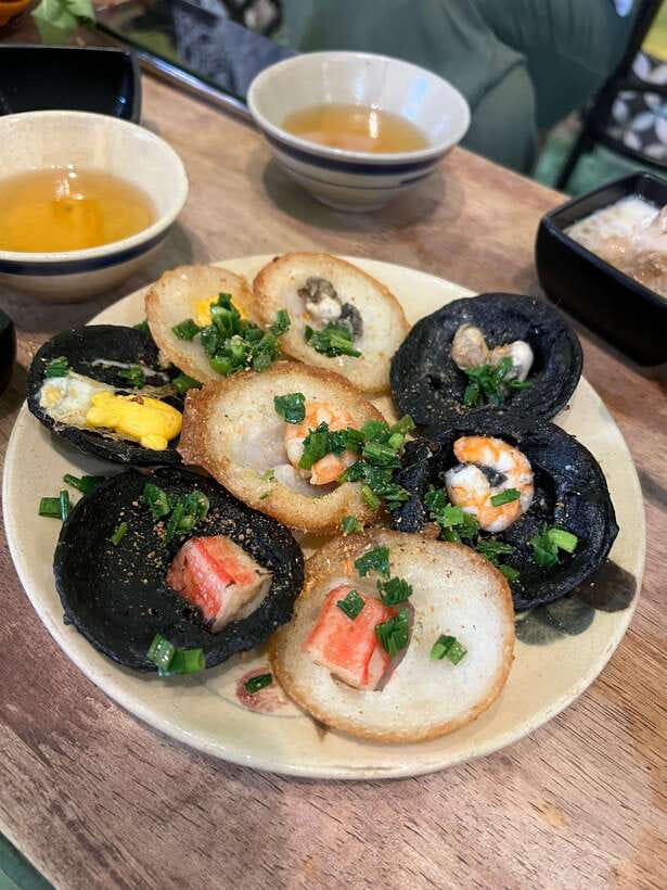 Ho Chi Minh City Street Food Private Tour With Female Guide - Why Ho Chi Minh City Street Food Feels Like Real Travel