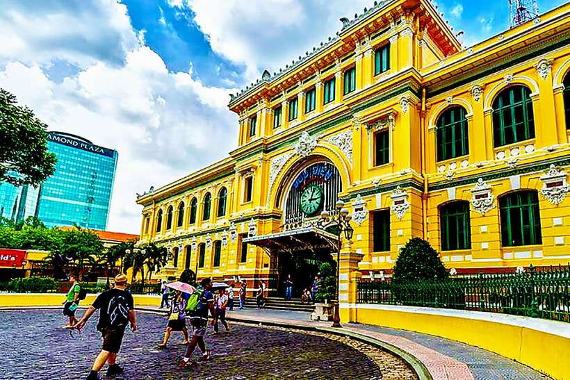 Ho Chi Minh City: Top Sightseeing Saigon Trip & History Tour - Cha Tam Church and Drug Street: The “Different Saigon” Stops